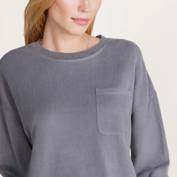 BAREFOOT DREAMS MALIBU COLLECTION BRUSHED FLEECE SWEATER AND PANT SET - Picture 4 of 8